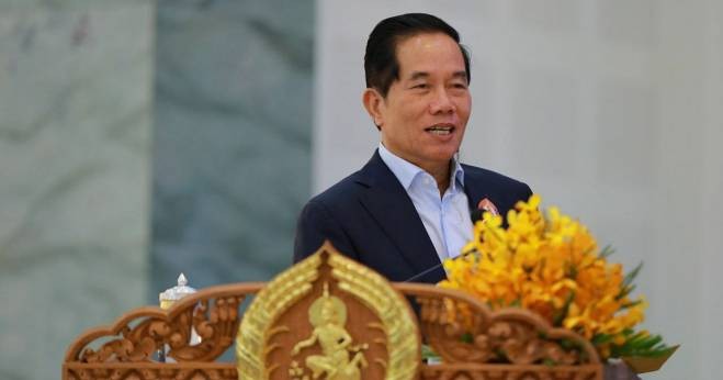 សម្តេច តេ ជោ ហ៊ុន សែន និង ជា ប្រធាន គណបក្ស ប្រជាជន កម្ពុជា តែងតែ ដើរ ...